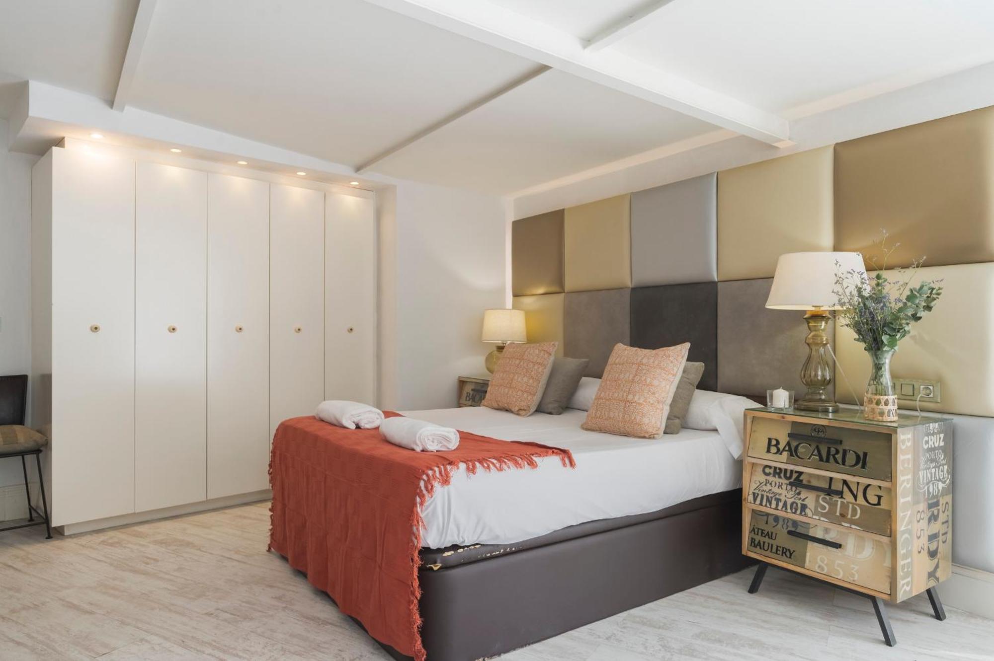 Premium Aft Magdalena * Sevilla