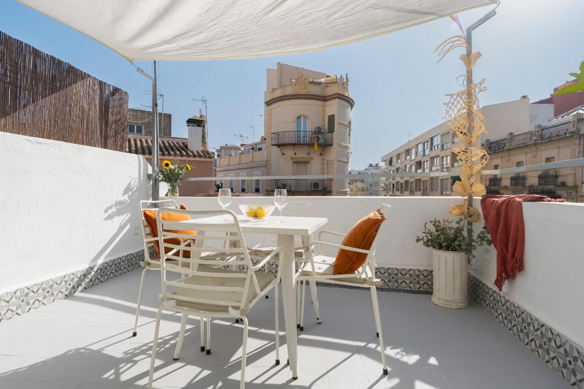 Premium Aft Magdalena * Sevilla